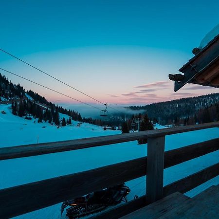 Baiti Par Via Bed and Breakfast Folgaria Esterno foto