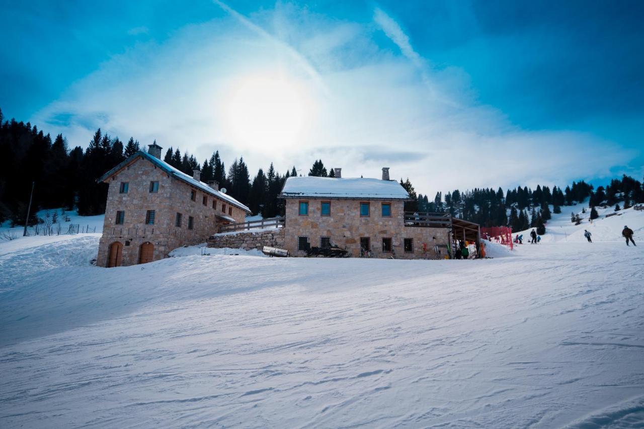 Baiti Par Via Bed and Breakfast Folgaria Esterno foto