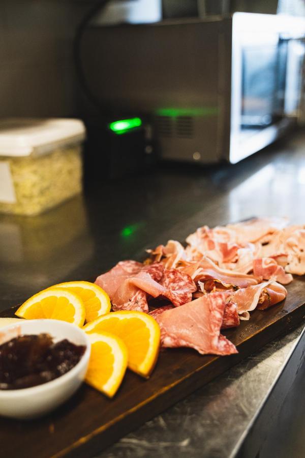 Baiti Par Via Bed and Breakfast Folgaria Esterno foto
